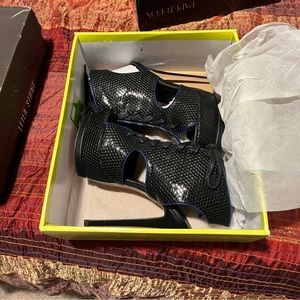 Paper Fox- size 6.5 Talisa Black vegan snake skin